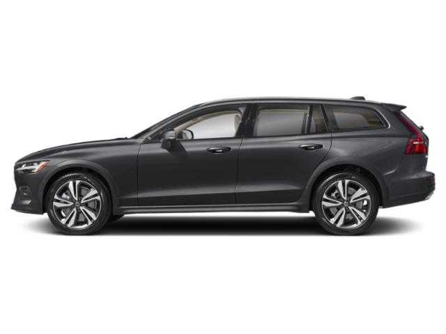 2023 Volvo V60 Cross Country Black Stone